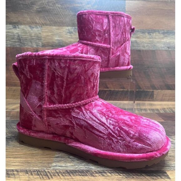 Uggs Classic Mini II Velvet Boot Raspberry Sorbet Wool Lining Size 5 US - Picture 1 of 7